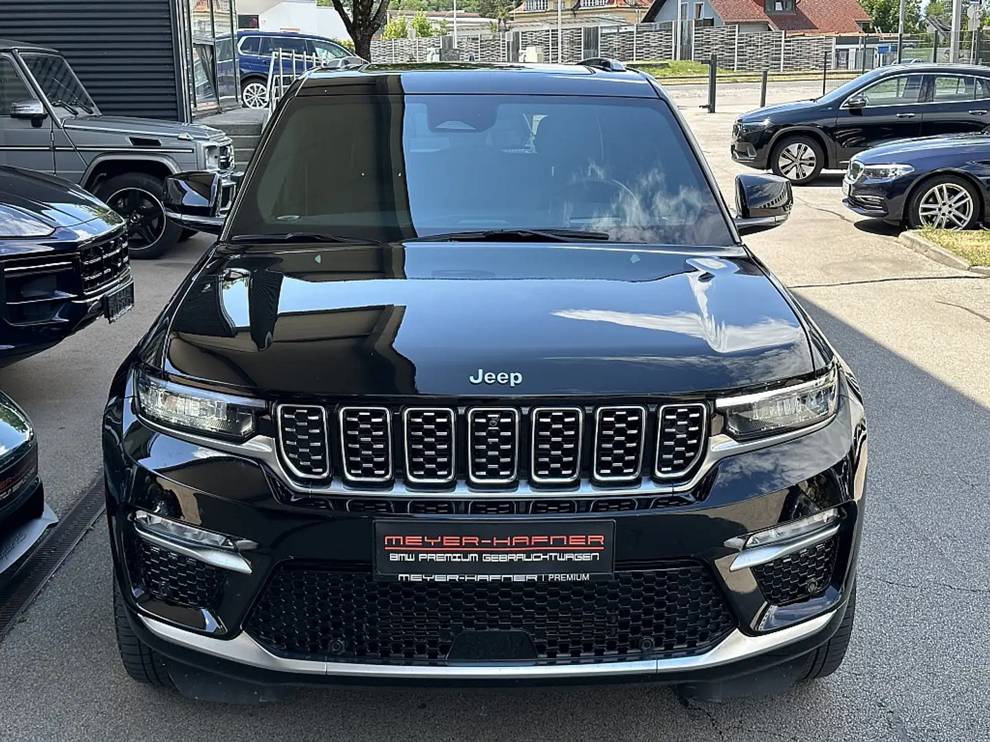 Jeep Grand Cherokee 2.0 PHEV 13,3kWh 380 PS AT 4xe Summit Reserve Schwarz - 2
