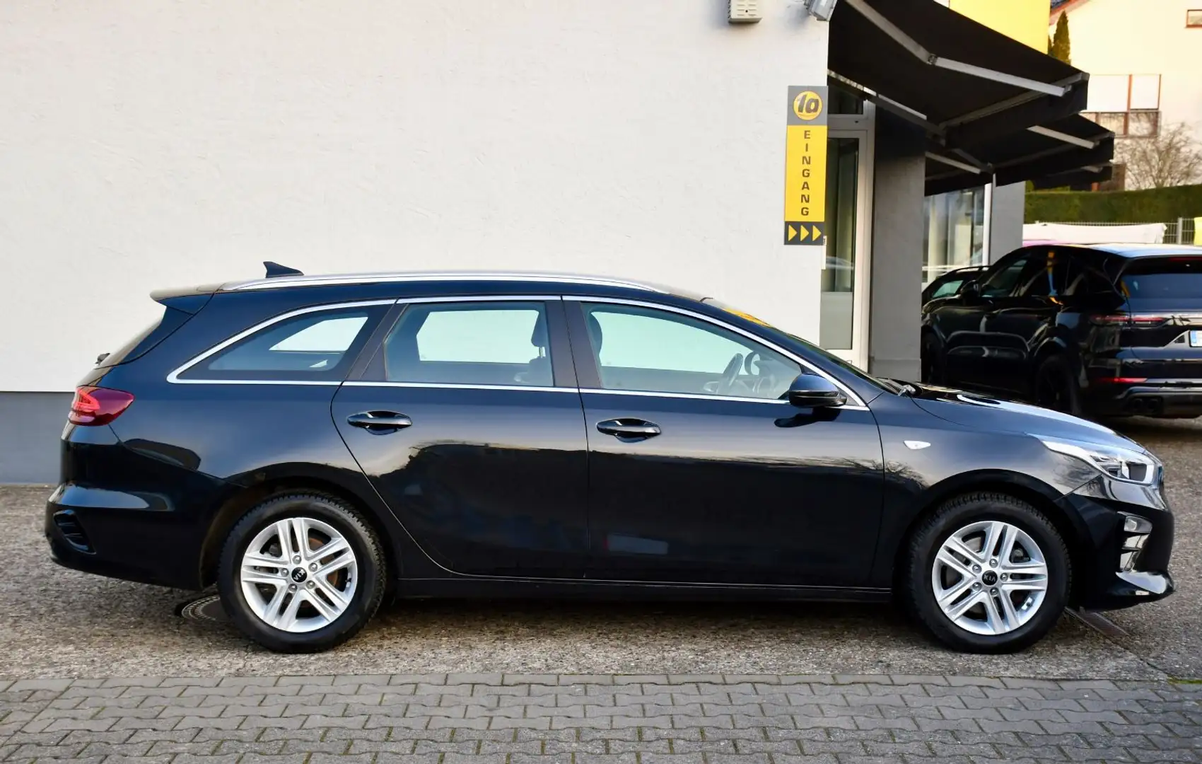 Kia Ceed SW / cee'd SW Navi Klima Sitzh Kamera SpurA Noir - 2