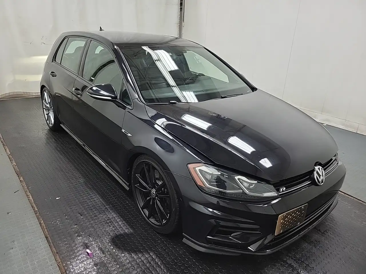 2019 Volkswagen Golf R