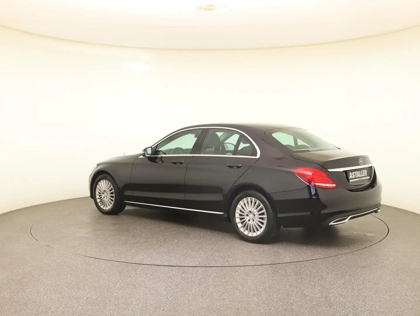 Mercedes-Benz C 180 Exclusive 2x LED+Nav+Totw+PTS+SHZ+Sitzkomf Schwarz - 2