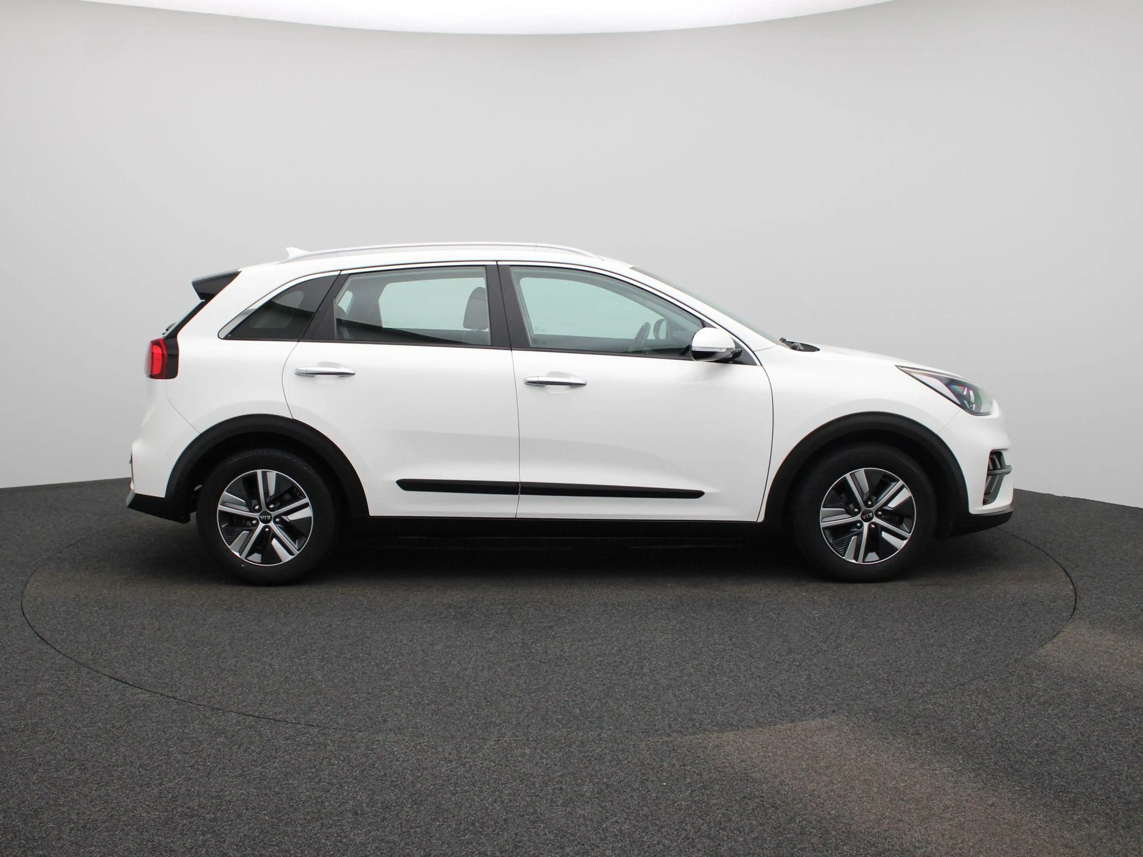 Kia Niro 1.6 GDi Hybrid DynamicLine | TREKHAAK | SCHUIF-KAN — photo 6