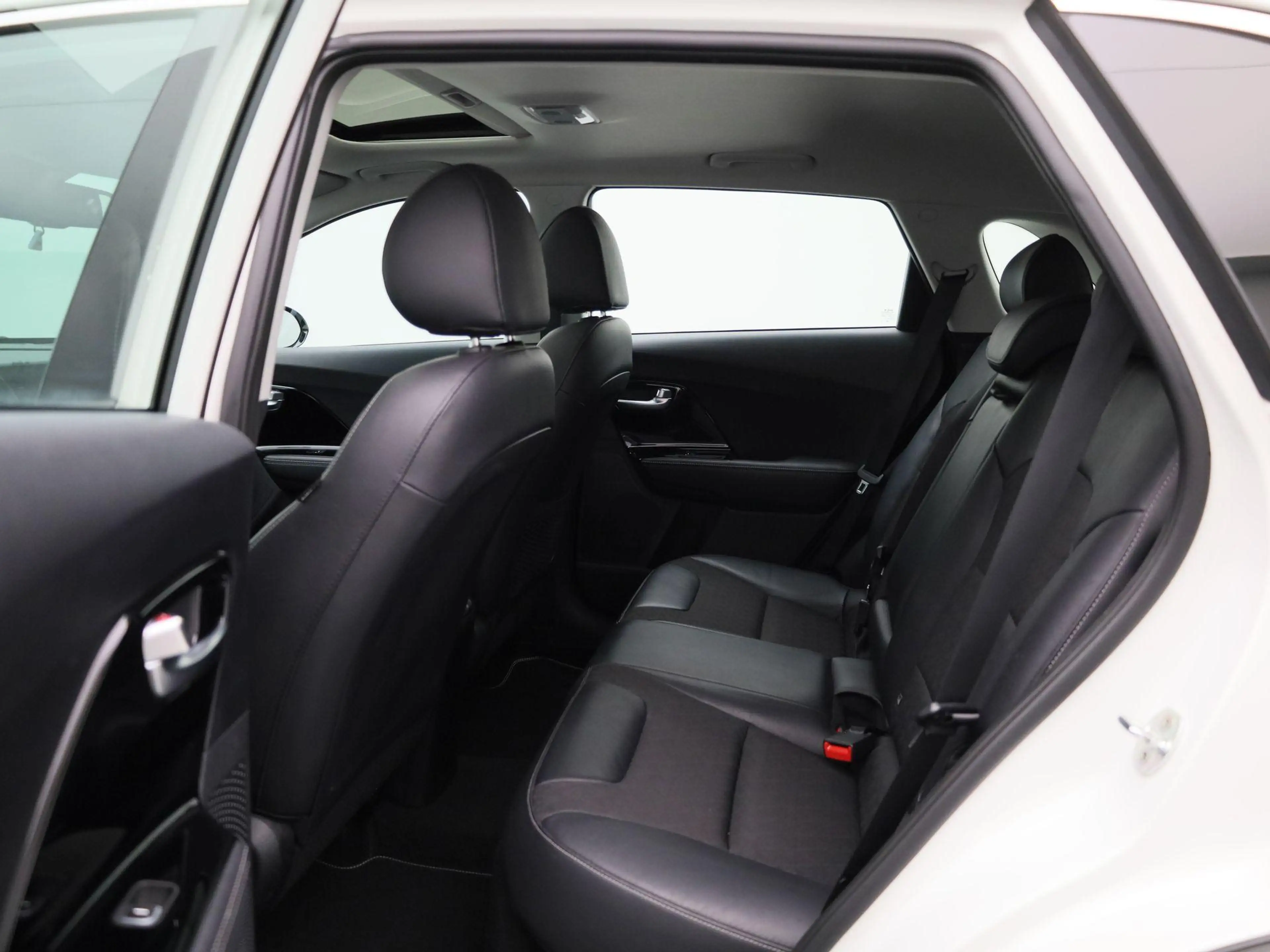 Kia Niro 1.6 GDi Hybrid DynamicLine | TREKHAAK | SCHUIF-KAN — photo 10