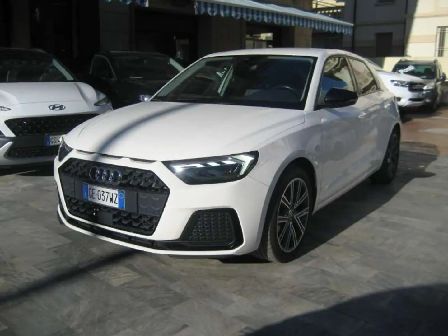 Audi A1 SPB 25 TFSI S-LINE EDITION Blanc - 2