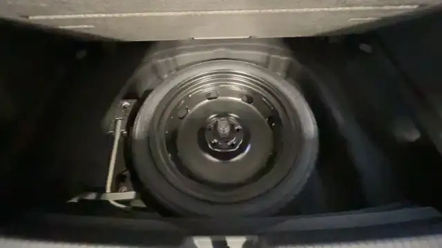 Volkswagen Golf view 20