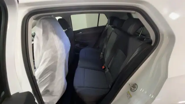 Volkswagen Golf view 9