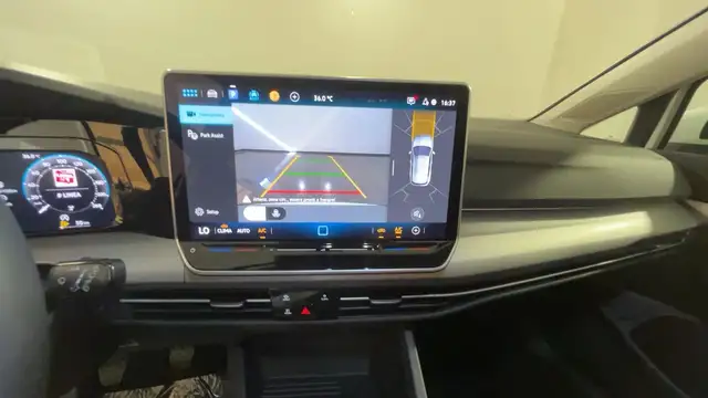 Volkswagen Golf view 15