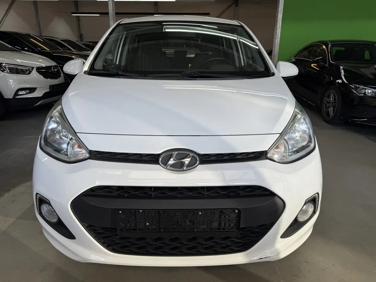 Hyundai i10 YES! Weiß - 2