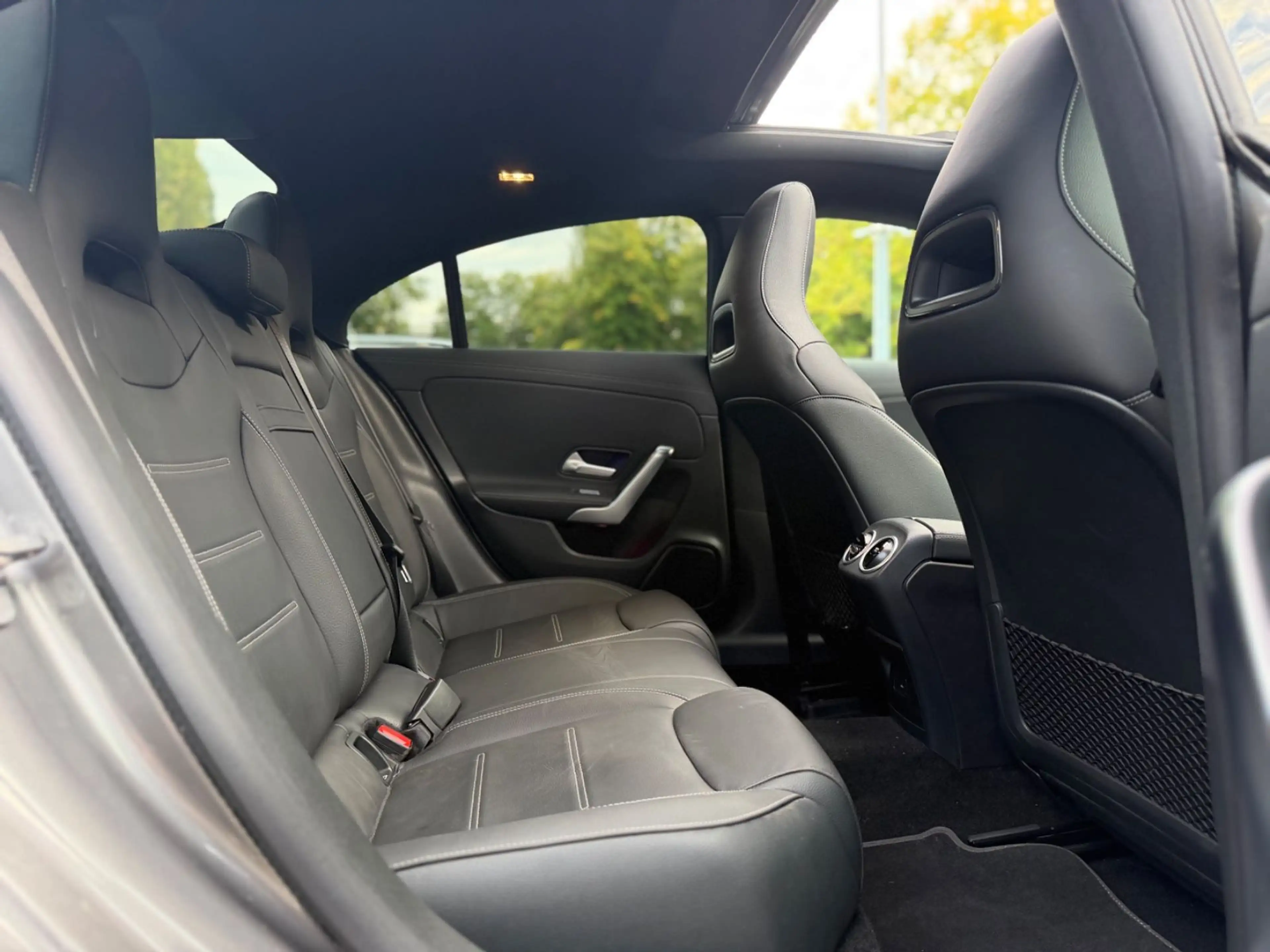Mercedes-Benz CLA 200 AMG/Night/Pano/ACC/Apple/Ambiente/keyles — photo 15