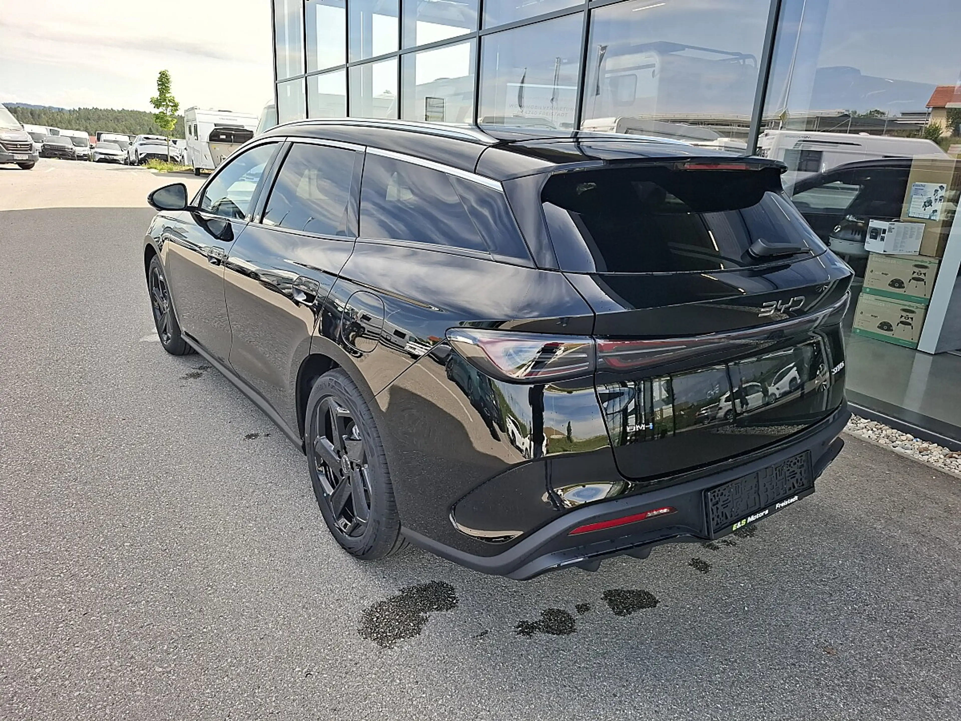 BYD Seal 6 DM-i Touring PHEV 19kWh Comfort Österreich Paket — photo 3