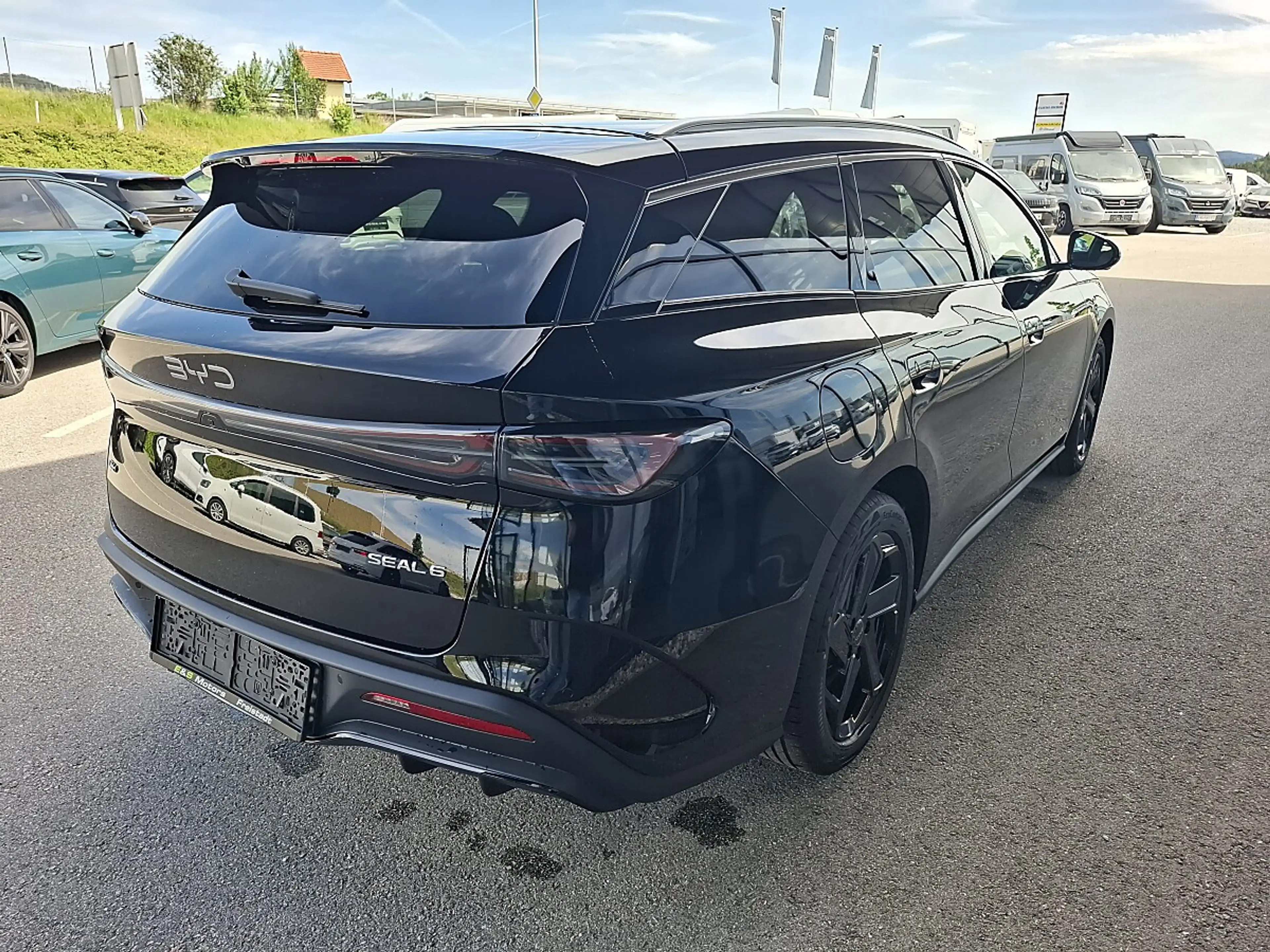 BYD Seal 6 DM-i Touring PHEV 19kWh Comfort Österreich Paket — photo 5