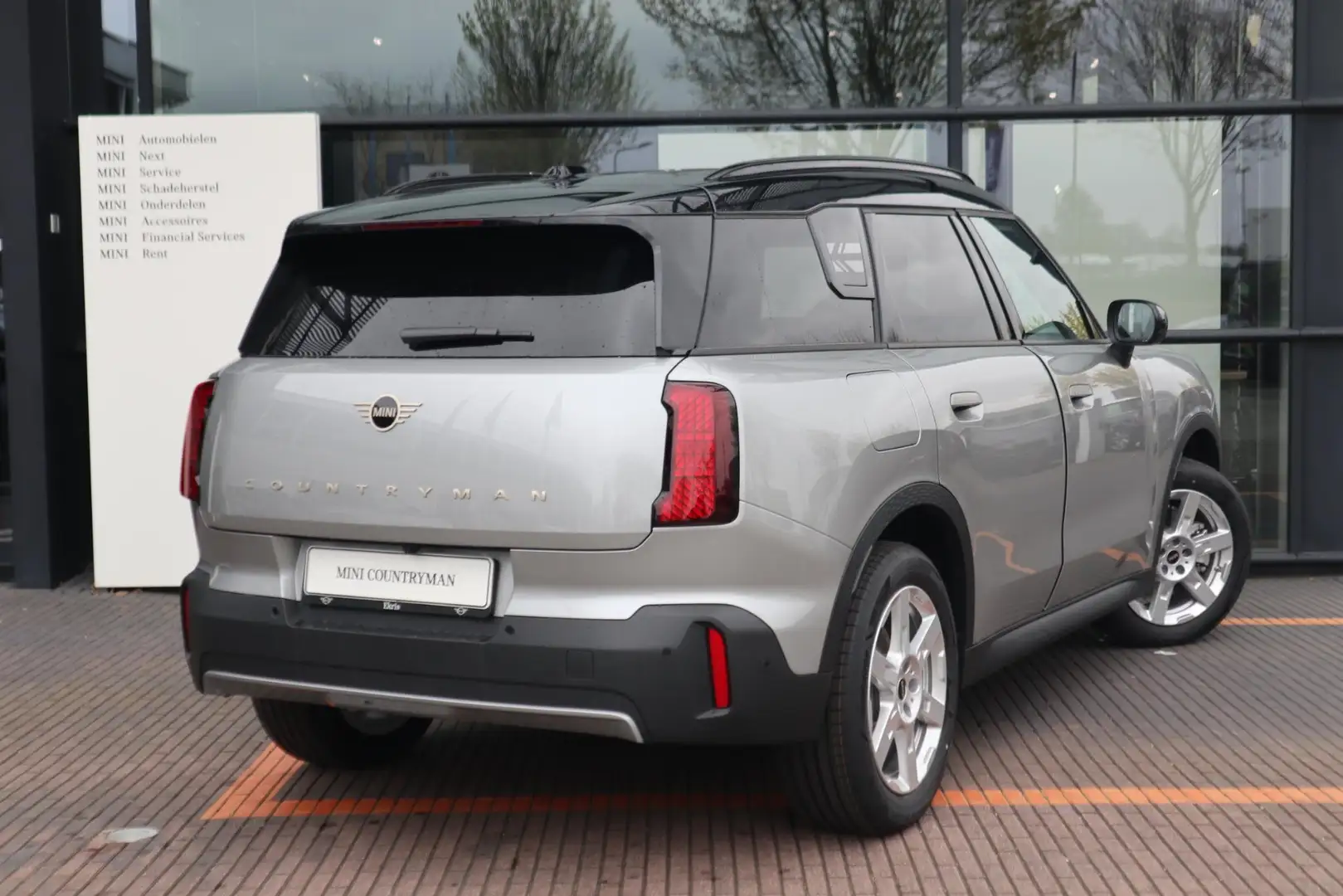 MINI Countryman C | Classic Trim + Package M Argintiu - 2