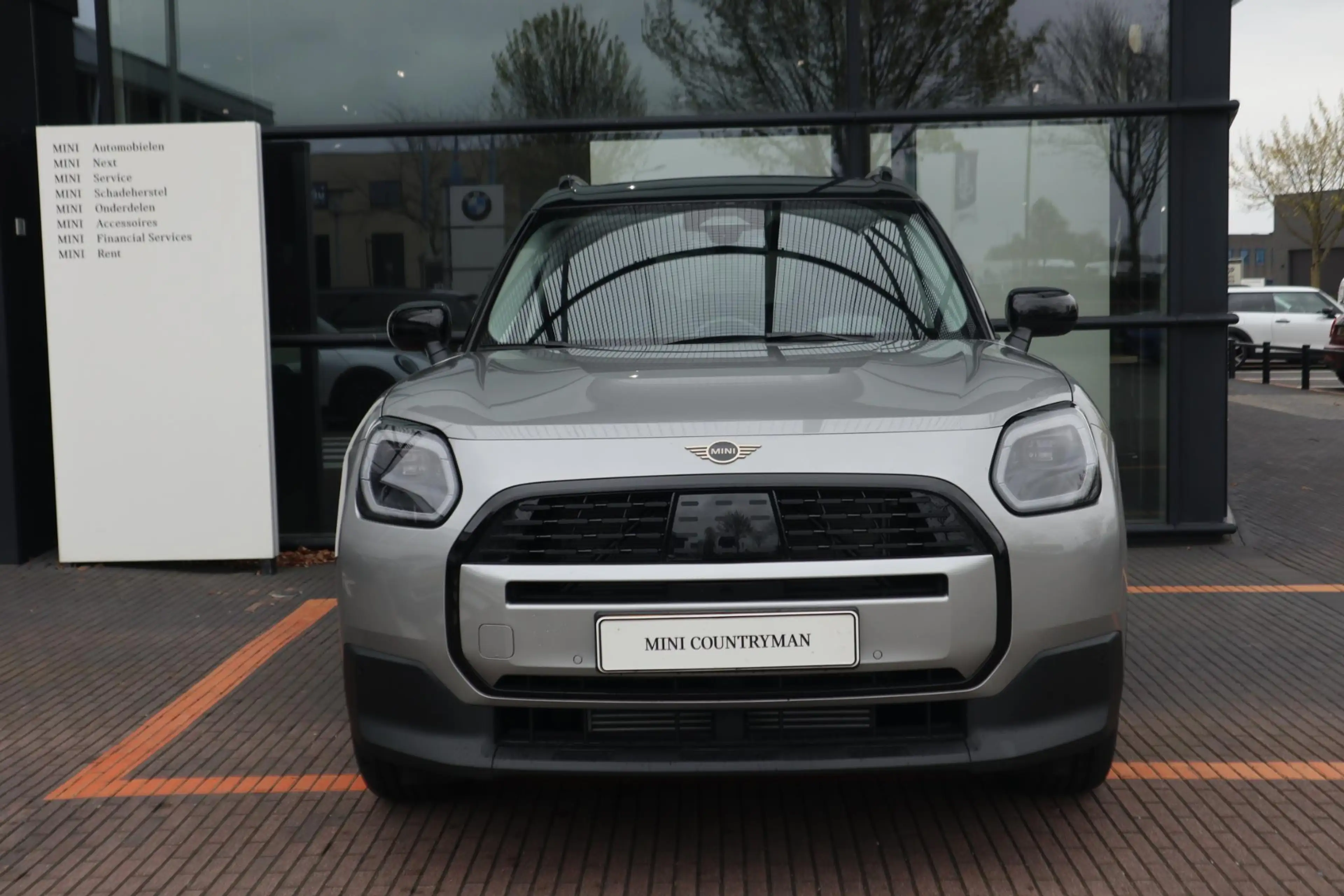 MINI Countryman C | Classic Trim + Package M — photo 3