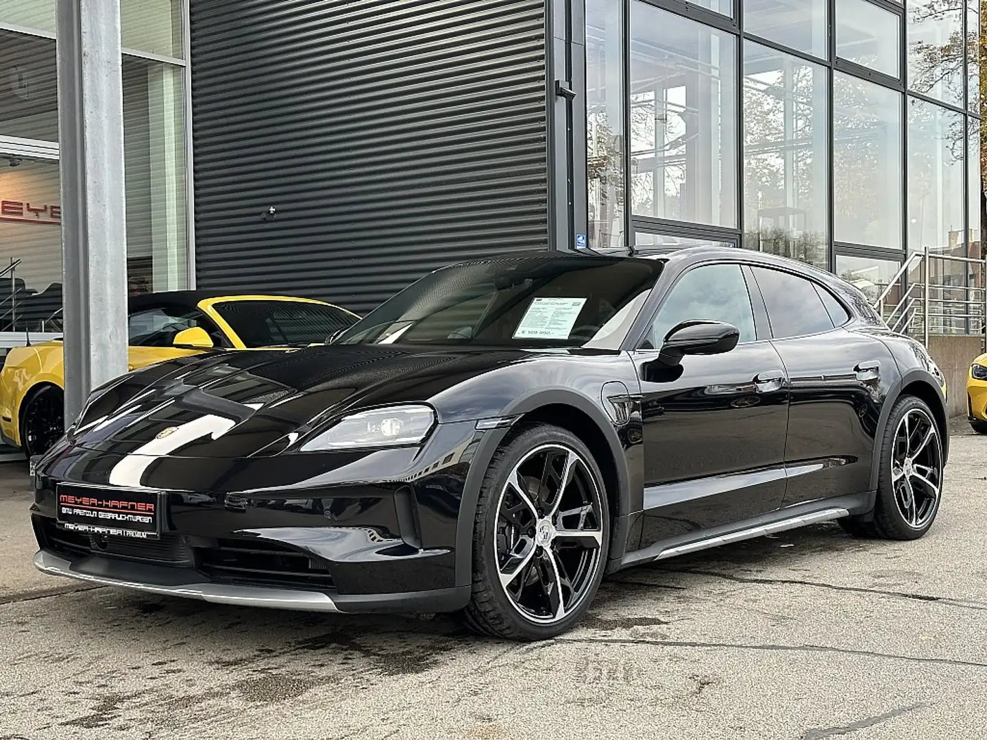 Porsche Taycan 4 Cross Turismo Facelift 97kWh / NP: 124.434 / ... Schwarz - 2