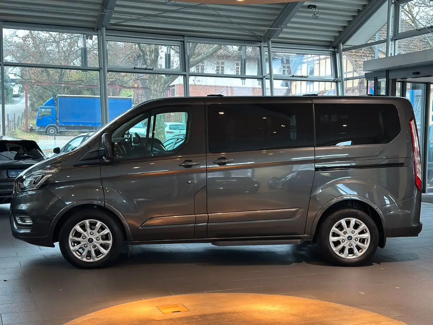 Ford Tourneo Custom Titanium 2.0 #AUTOMATIK #AHK Grau - 2