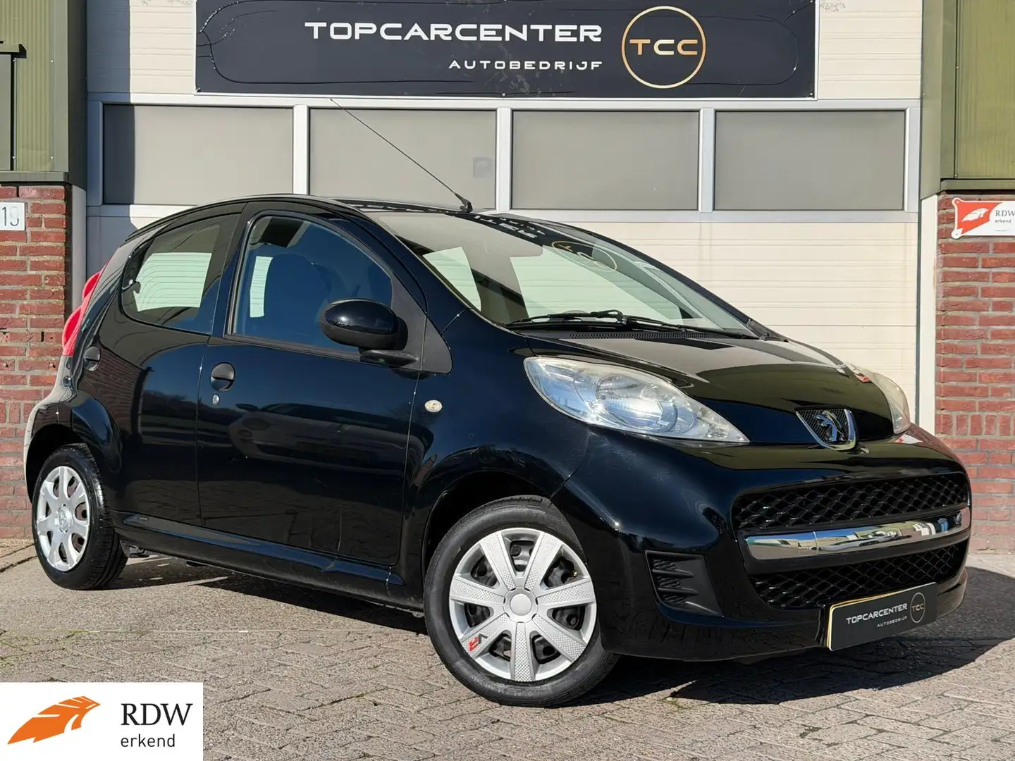 Peugeot 107 1.0-12V Accent/AIRCO/5DRS/APK/NAP Schwarz - 1