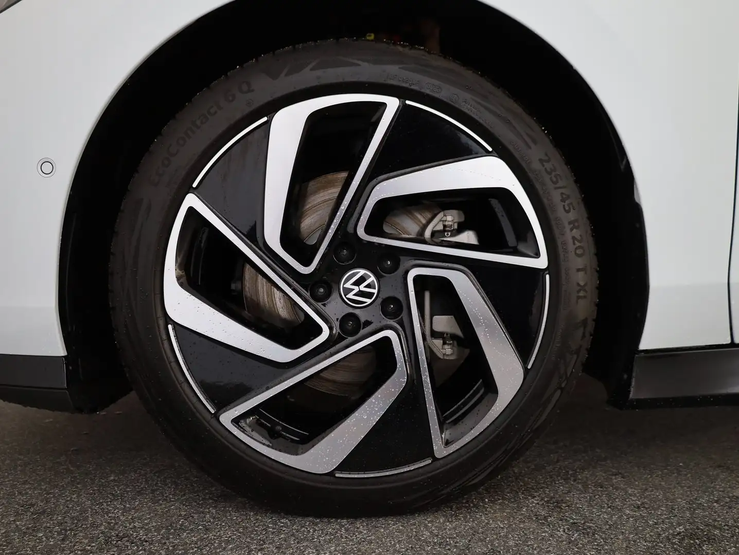 Volkswagen ID.7 Pro 210 kW Weiß - 2