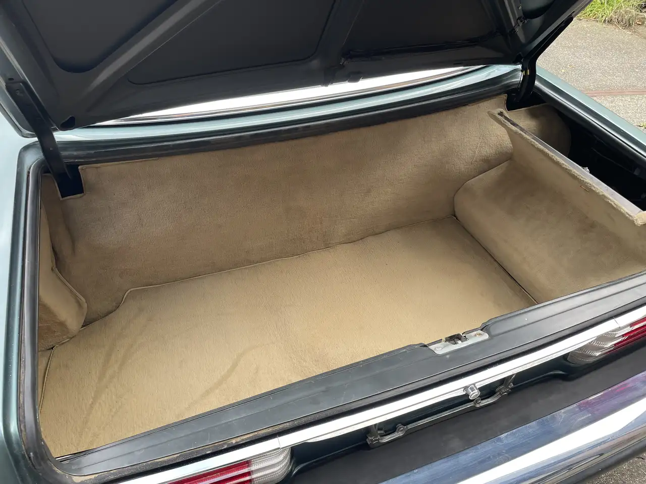 Mercedes-Benz SL 380 Automatik, foto 10