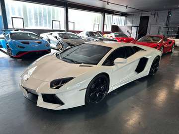LP 700-4*Capristo*New Service*Lift*V12