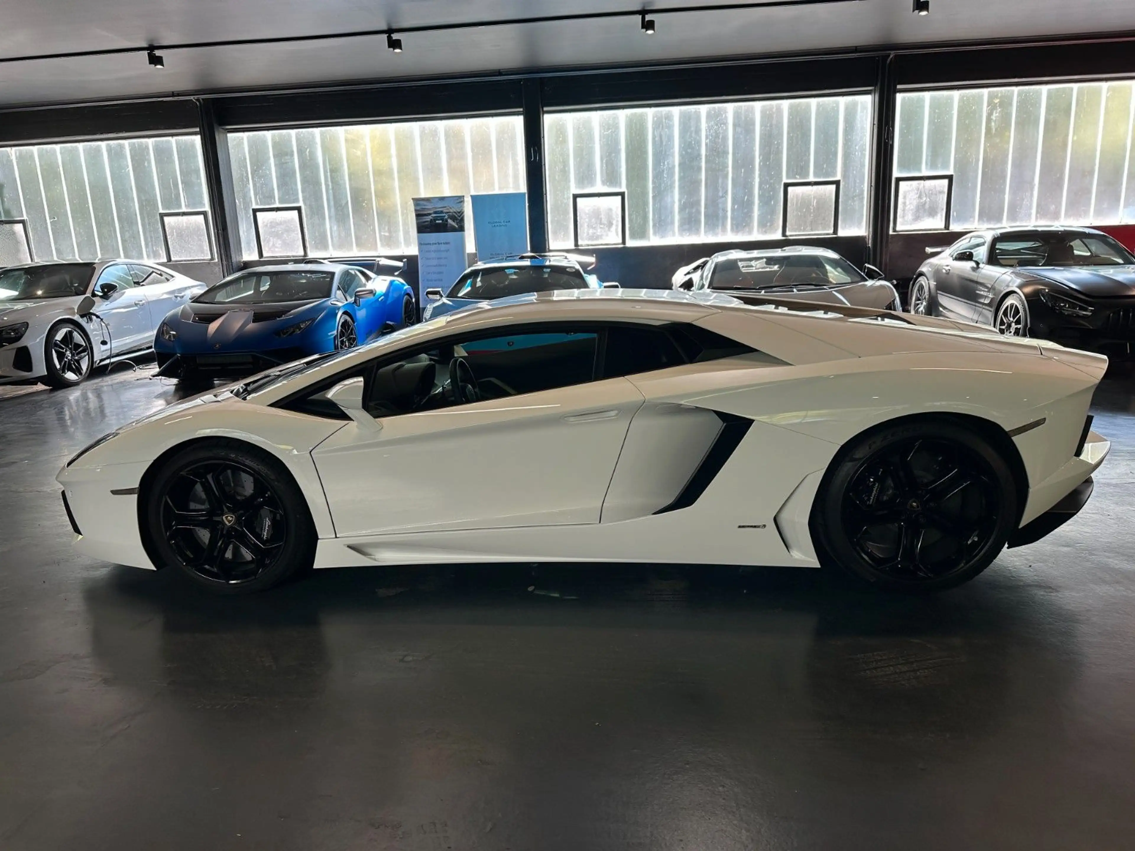 Lamborghini Aventador LP 700-4*Capristo*New Service*Lift*V12 — photo 2