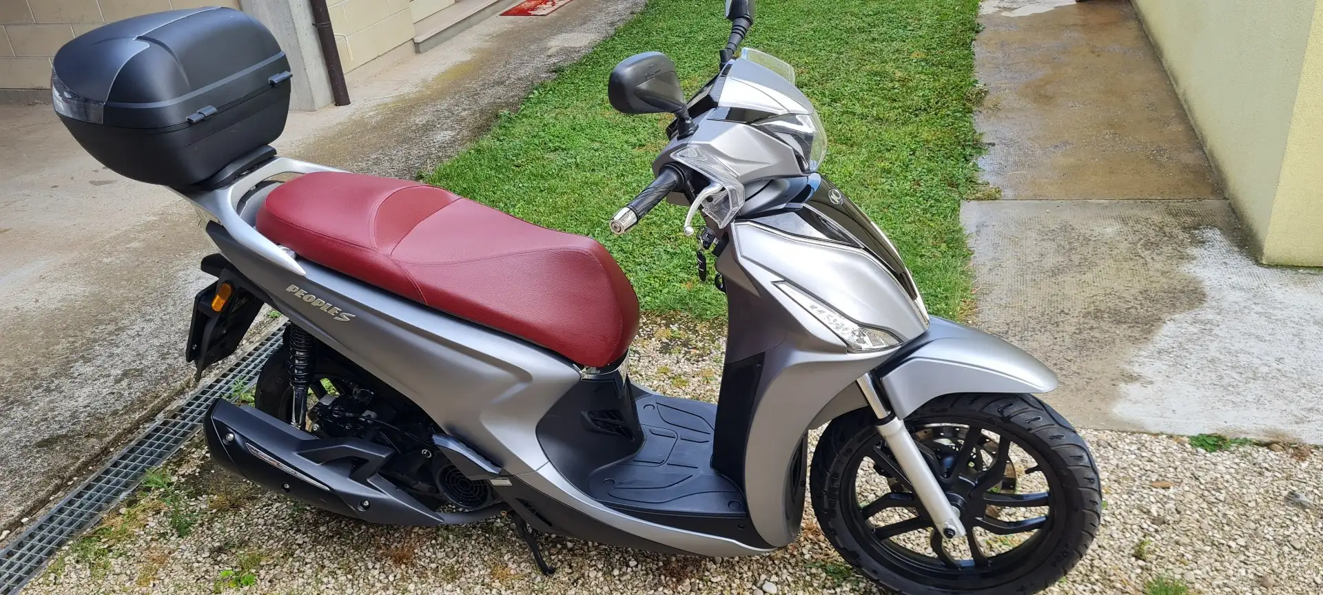 Kymco People 125 Сірий - 1