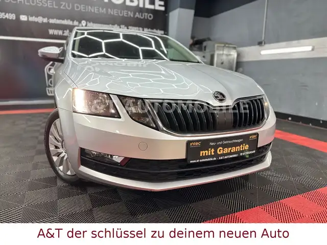 Skoda Octavia Combi Ambition.1HAND