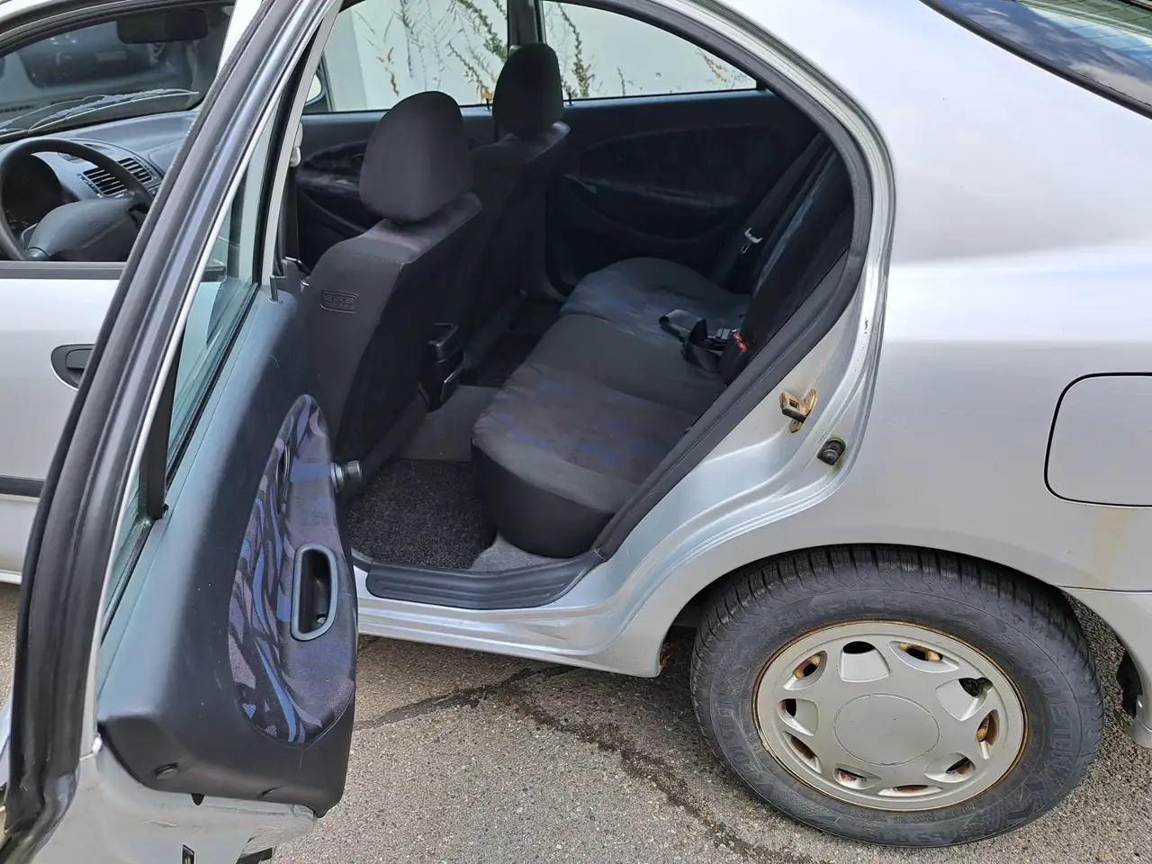 Mitsubishi Carisma 1600 GL, foto 11