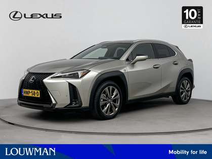 Lexus UX 300h F SPORT Design Limited | Stoelverwarming | Zwart L