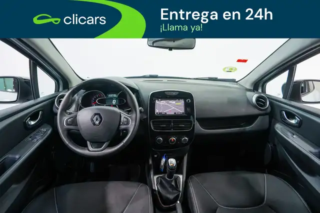 Renault Clio view 13