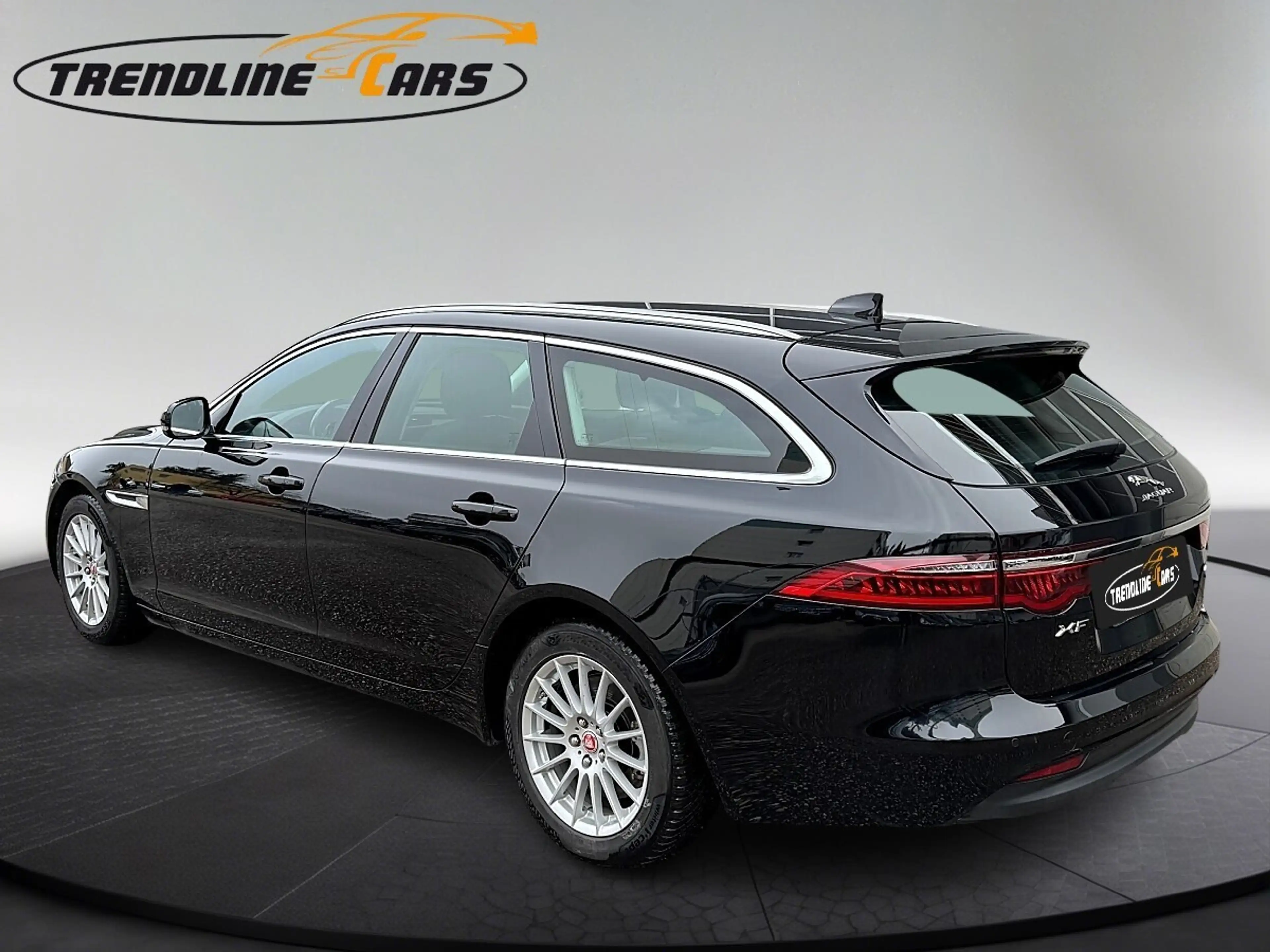 Jaguar XF Sportbrake E-Performance Aut. — photo 9