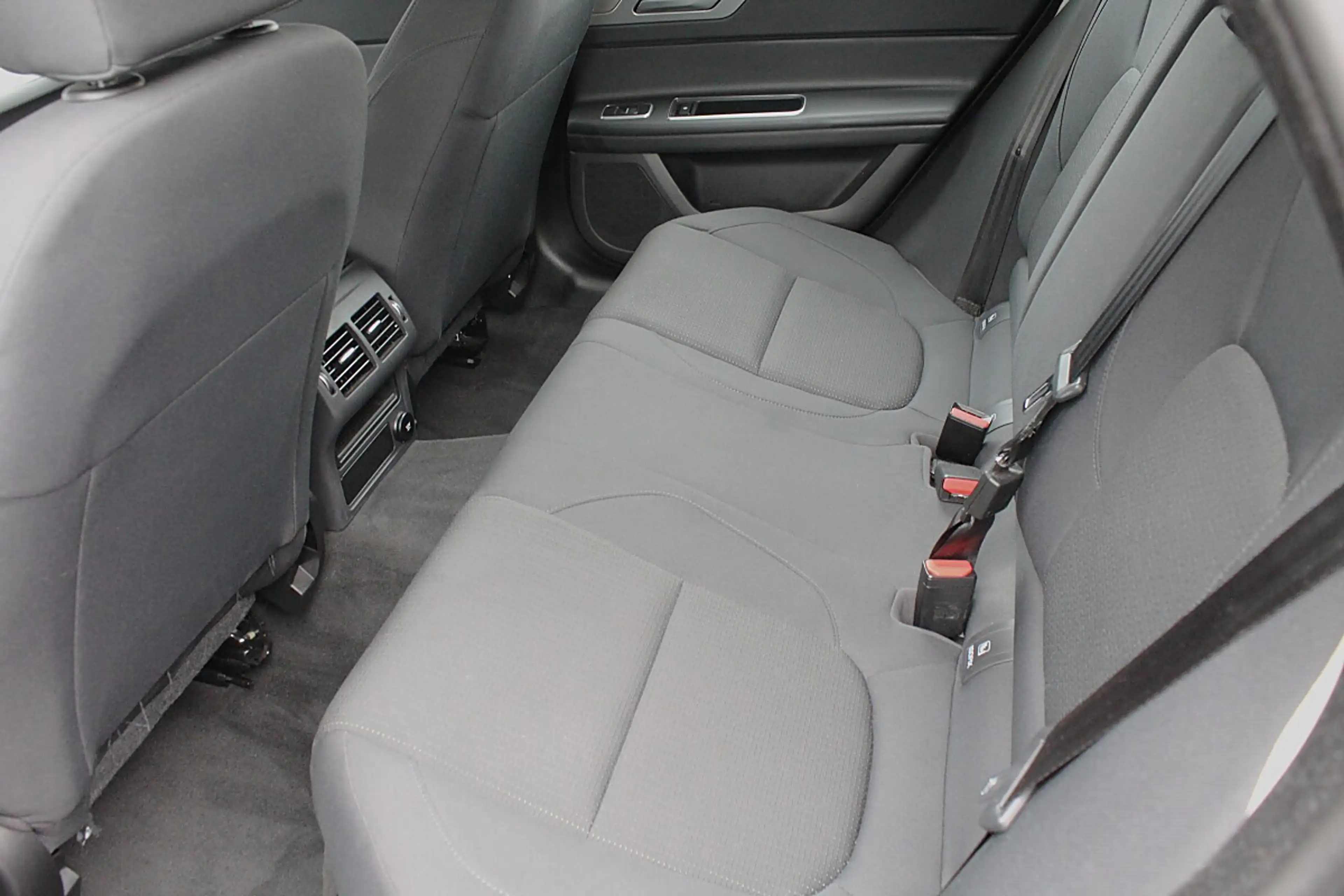 Jaguar XF Sportbrake E-Performance Aut. — photo 15