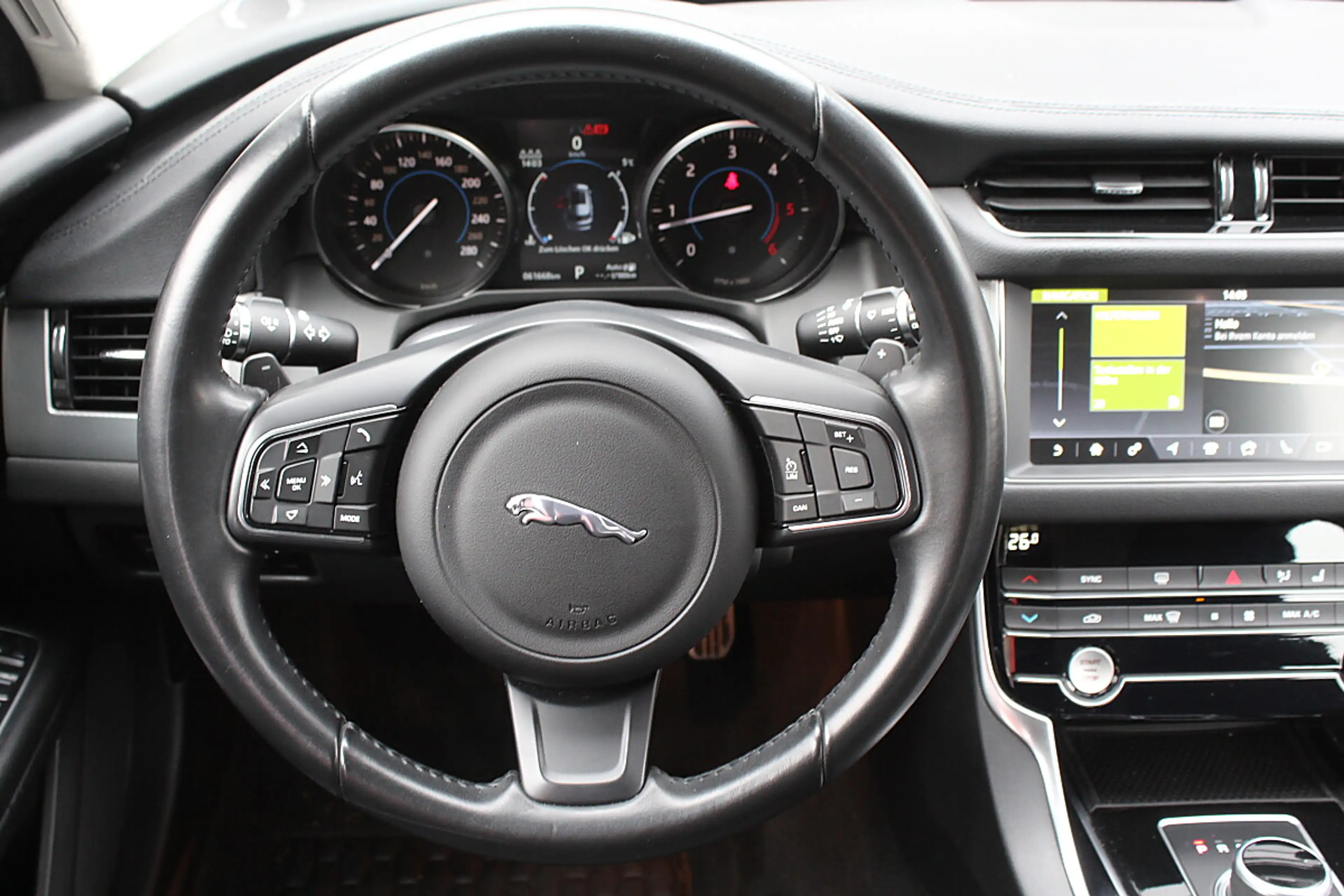 Jaguar XF Sportbrake E-Performance Aut. — photo 14