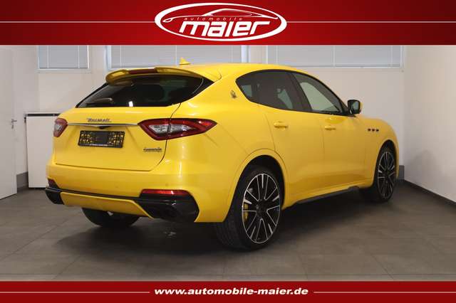 Maserati Levante 3.8 V8 Trofeo-Pano-Luft-360°-B&W-LED-