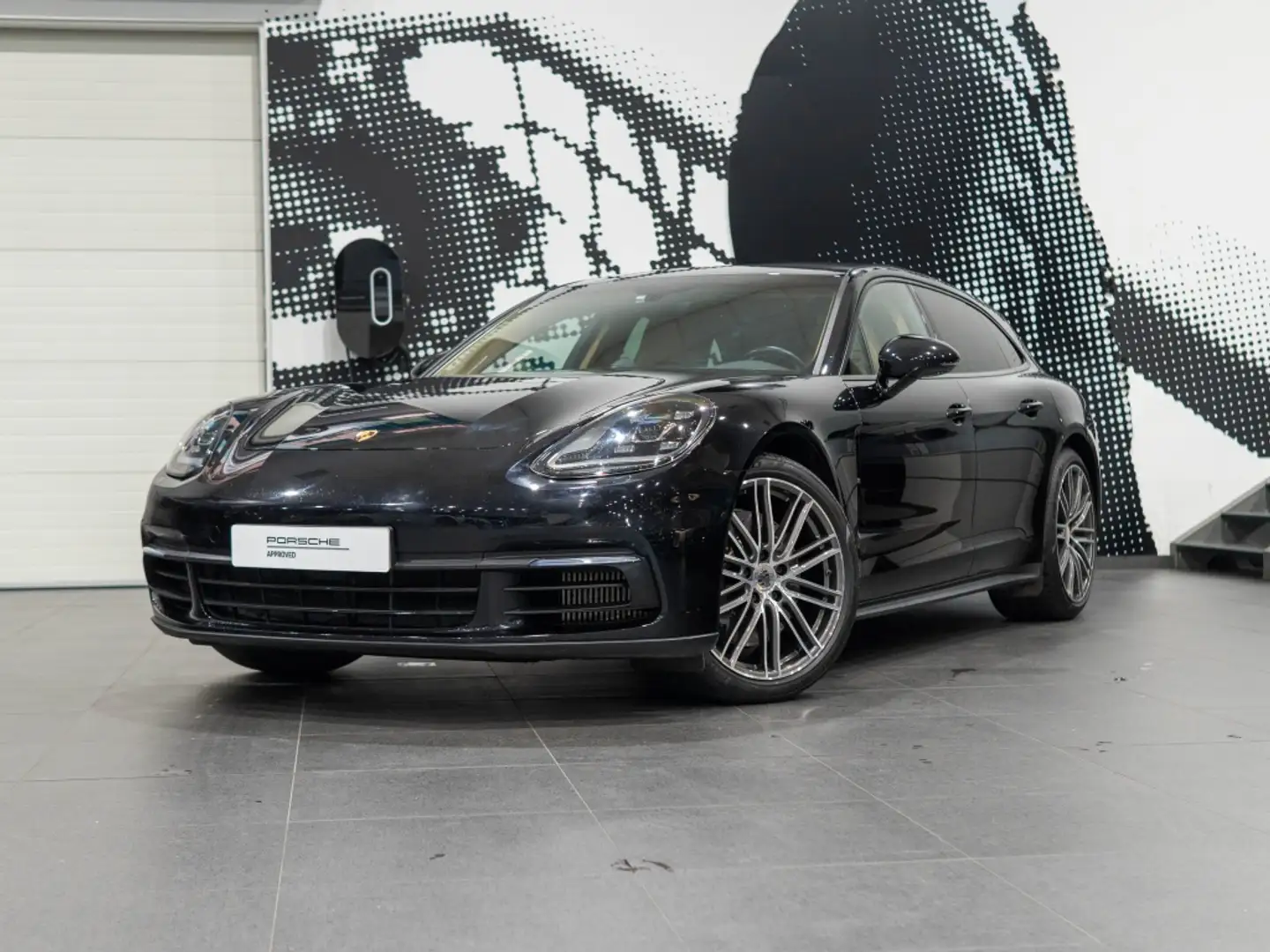 Porsche Panamera 4 Sport Turismo Siyah - 1