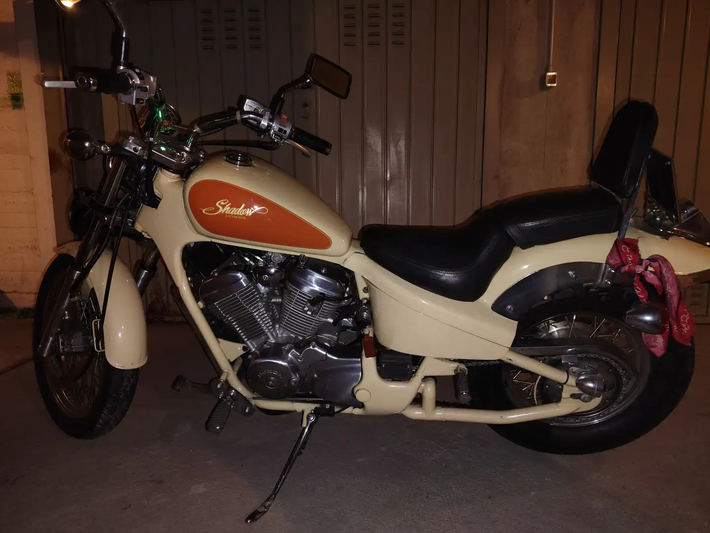Honda Shadow 600 Prima versione Beige - 1