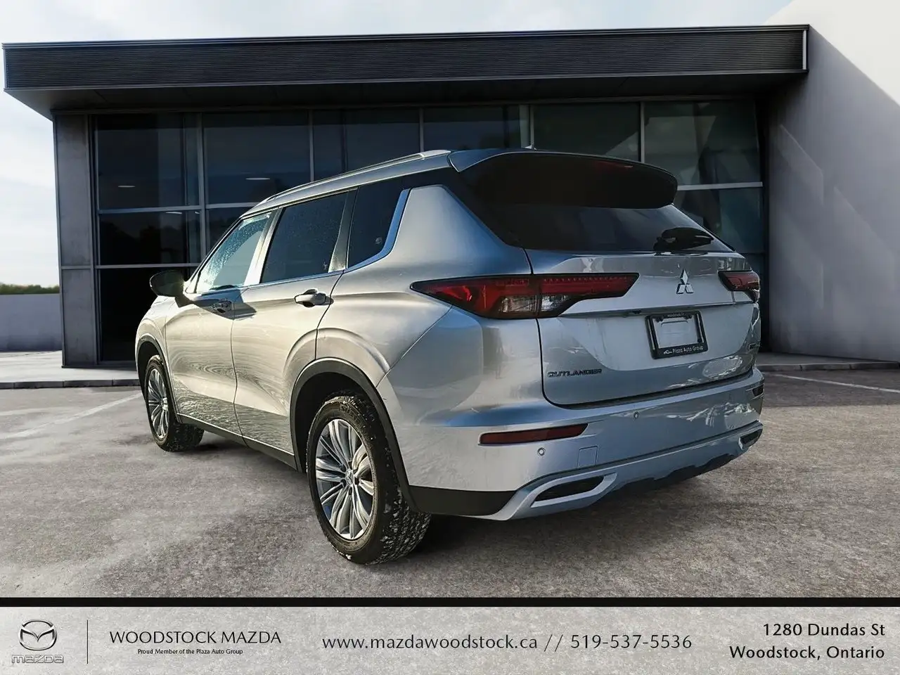 Mitsubishi Outlander снимка Mitsubishi Outlander