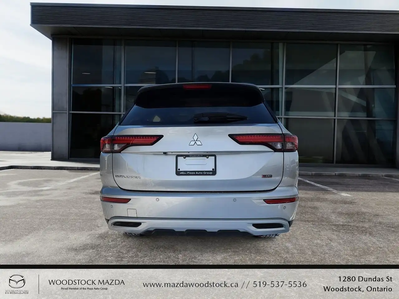 Mitsubishi Outlander снимка Mitsubishi Outlander