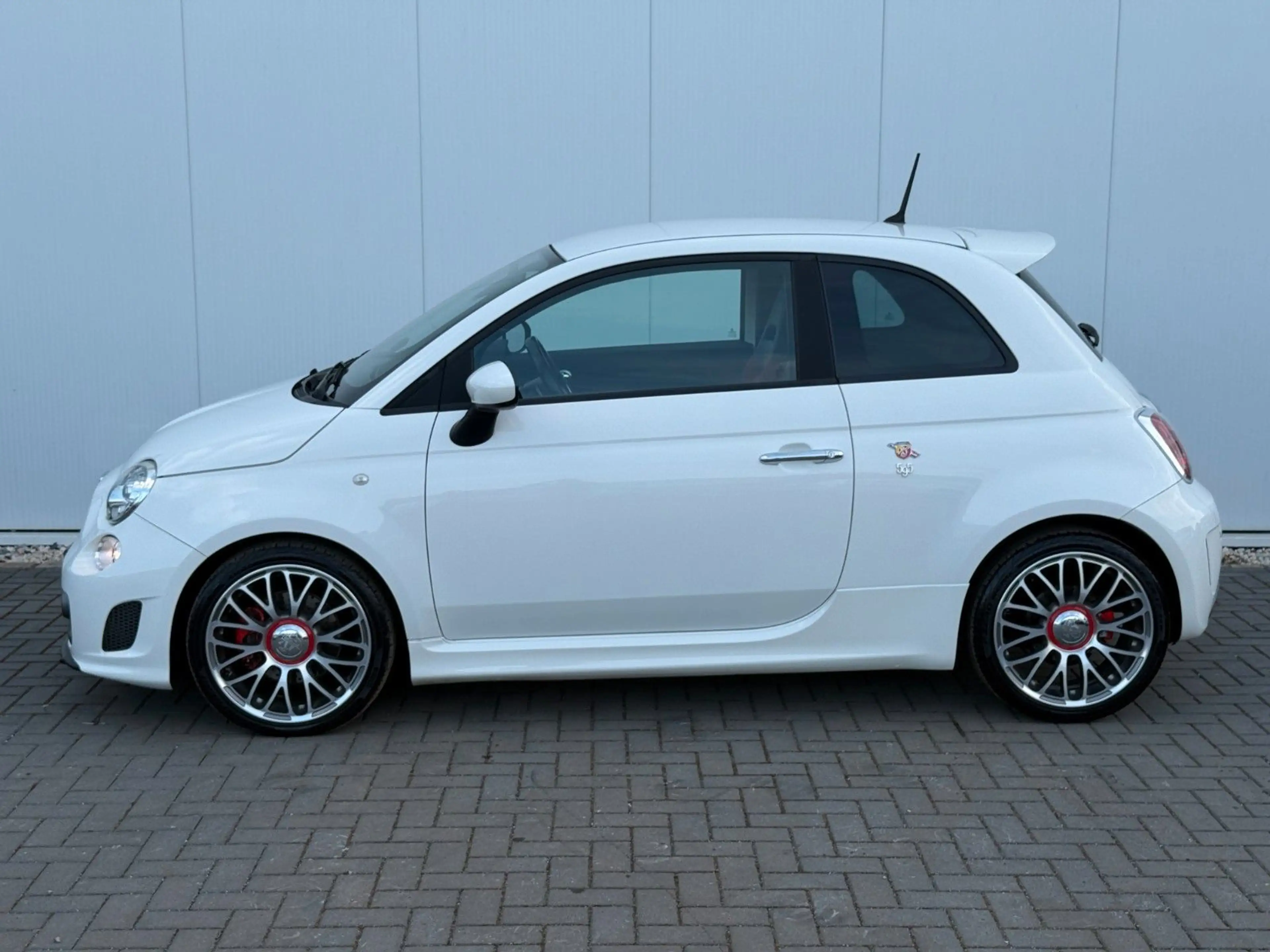 Abarth 595 Turismo XENON 1.4TJET AUTOMATIK ZAHNRIEM.NEU — photo 6
