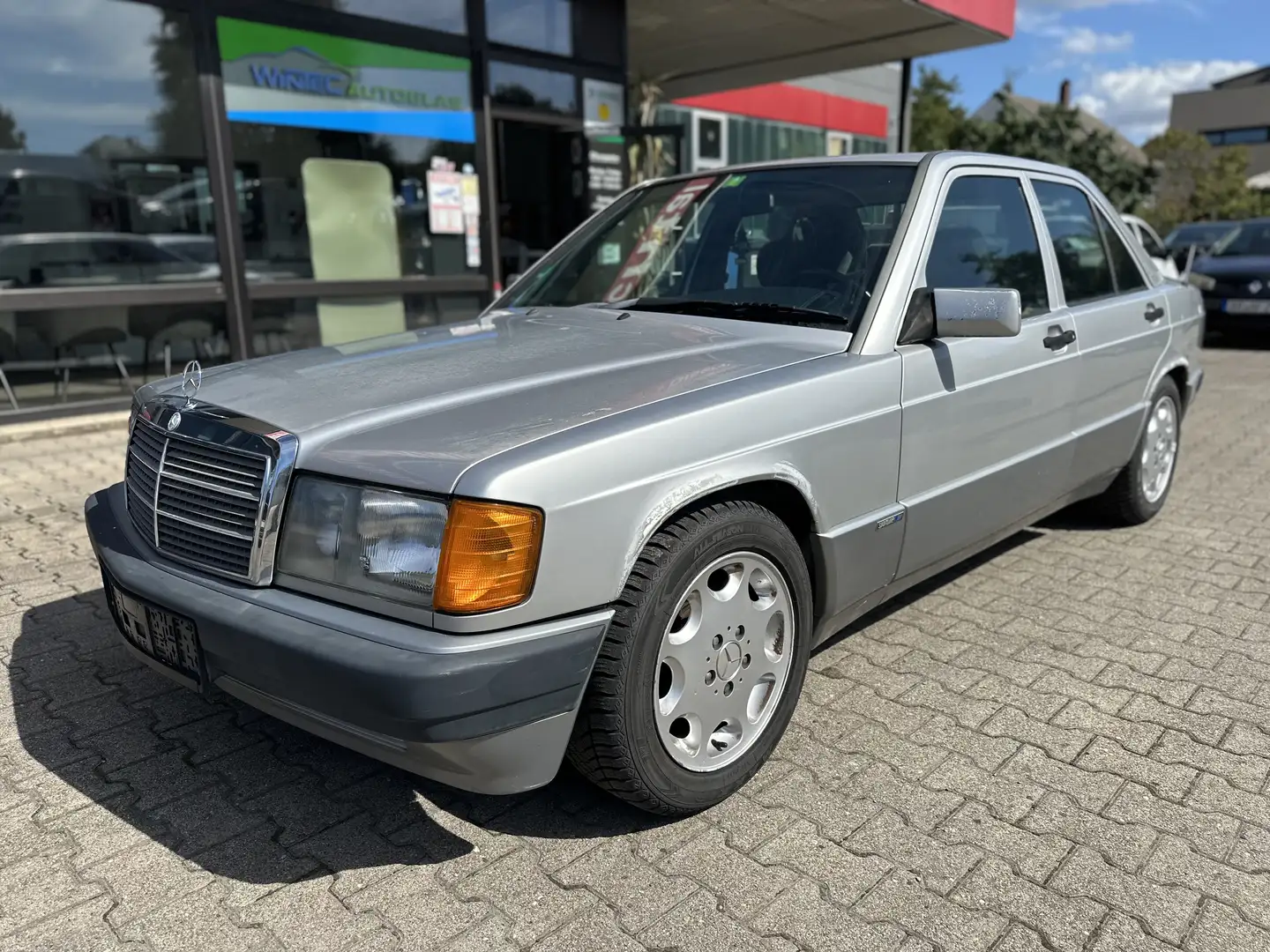 Mercedes-Benz 190 190 E 2.3 Sportline Silber - 1