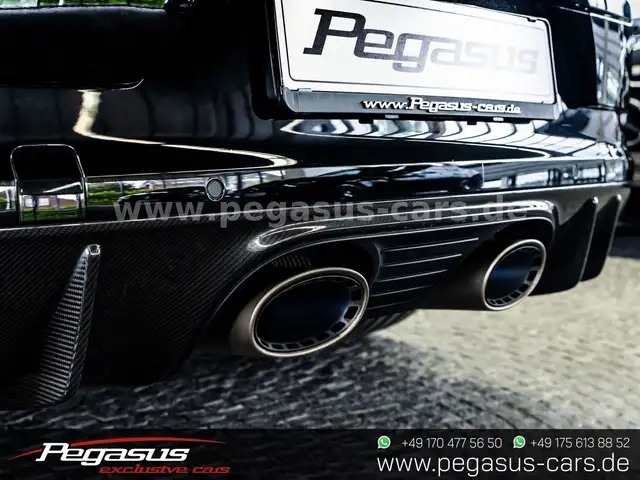 Porsche Cayenne view 11
