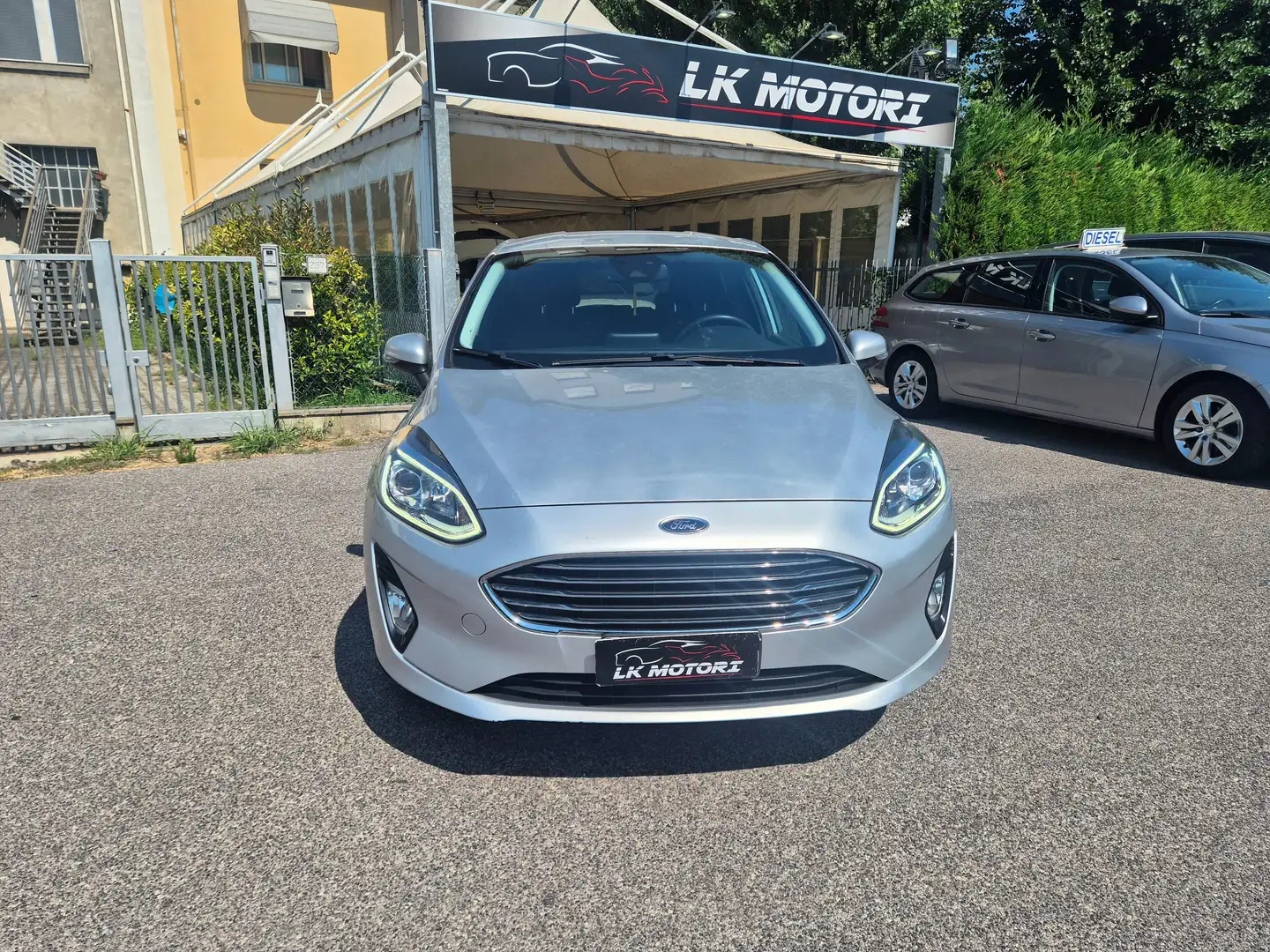 Ford Fiesta Fiesta 1.5 EcoBlue 5 porte Titanium Grijs - 1