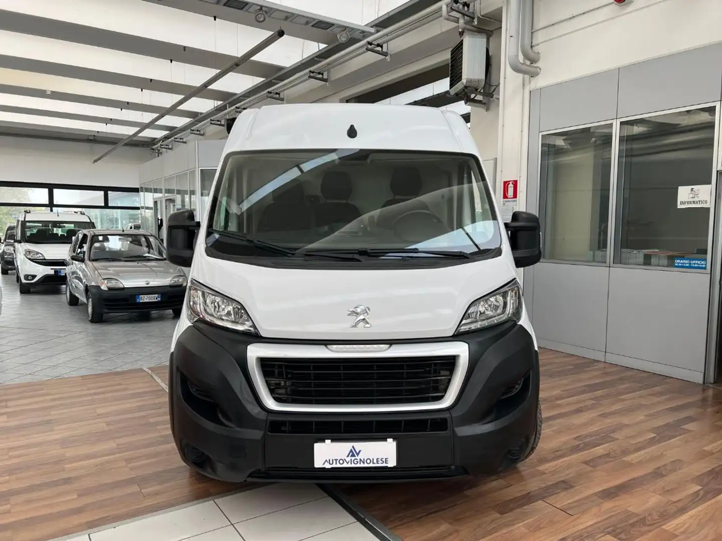 Peugeot Boxer 330 2.2 BlueHDi 140 MH2 SOLO 61.000km, CRUISE Grigio - 2
