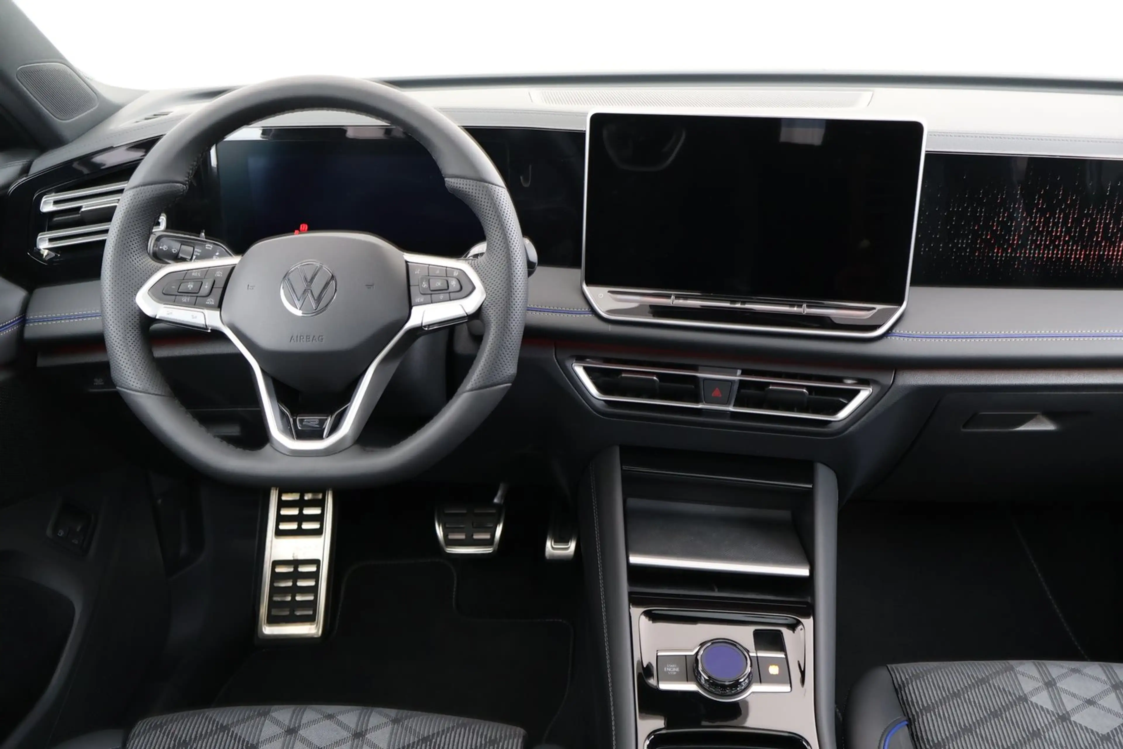 Volkswagen Tiguan Sport eHybrid DSG 150 kW — photo 5