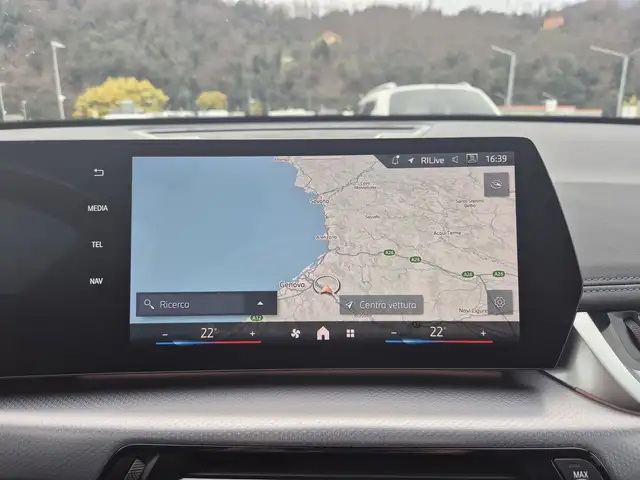 BMW X1 view 9