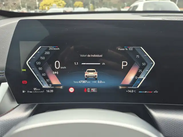 BMW X1 view 8