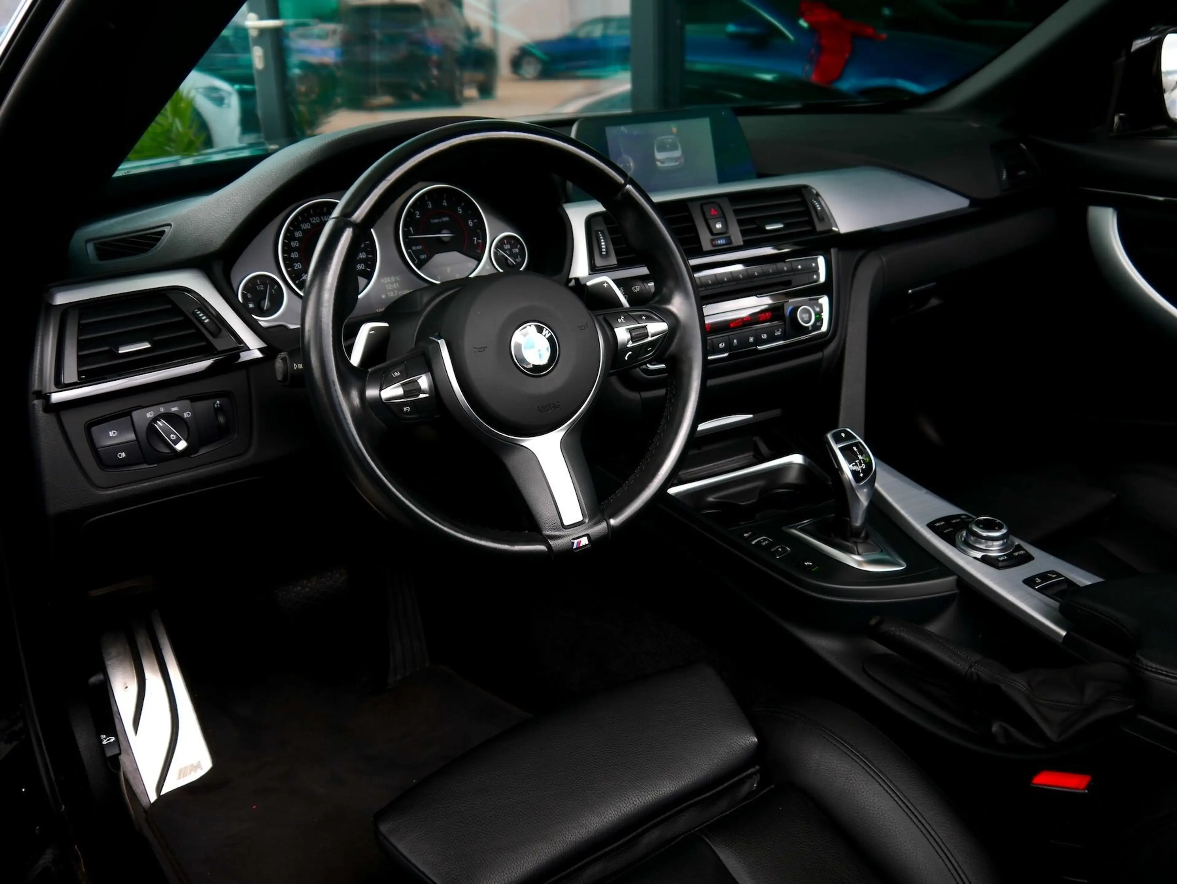 BMW 435 Cabrio Aut. M-Sport *Nackenheizung & Keyless GO* — photo 7