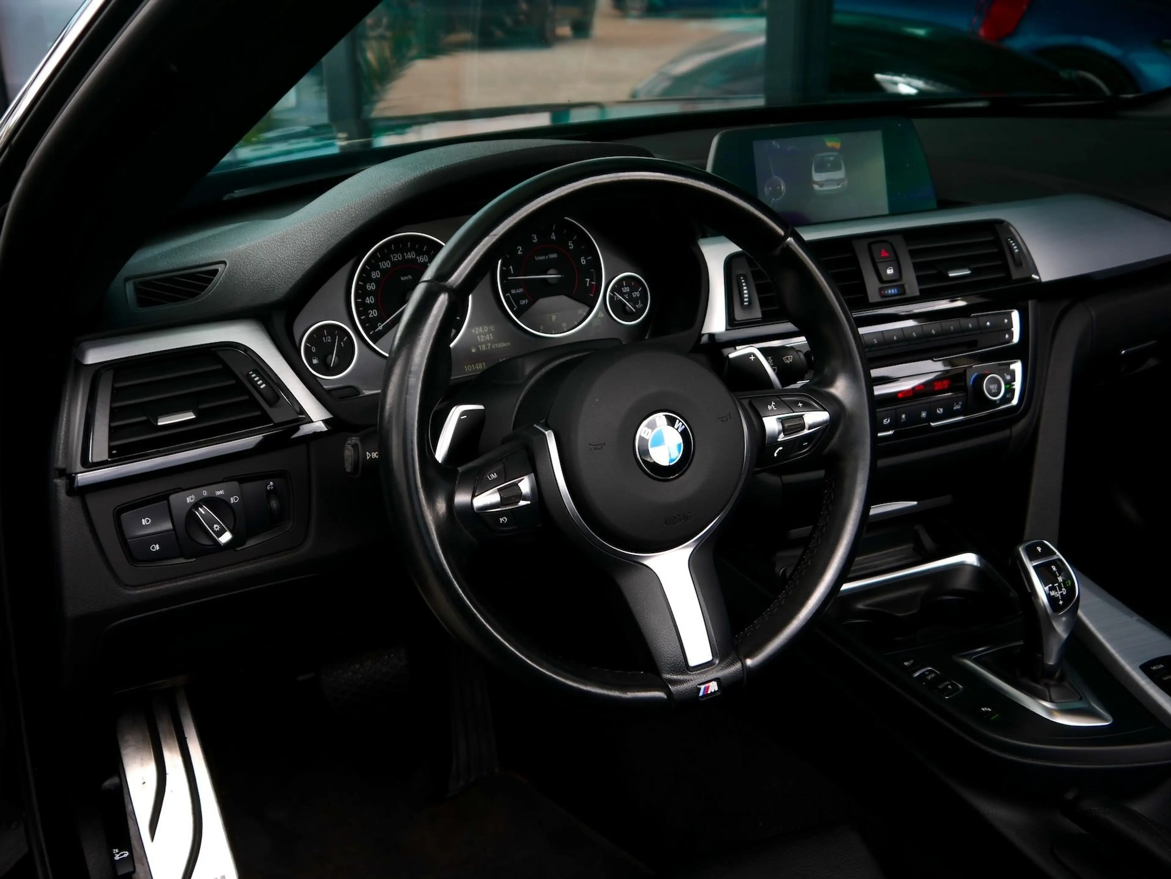 BMW 435 Cabrio Aut. M-Sport *Nackenheizung & Keyless GO* — photo 8