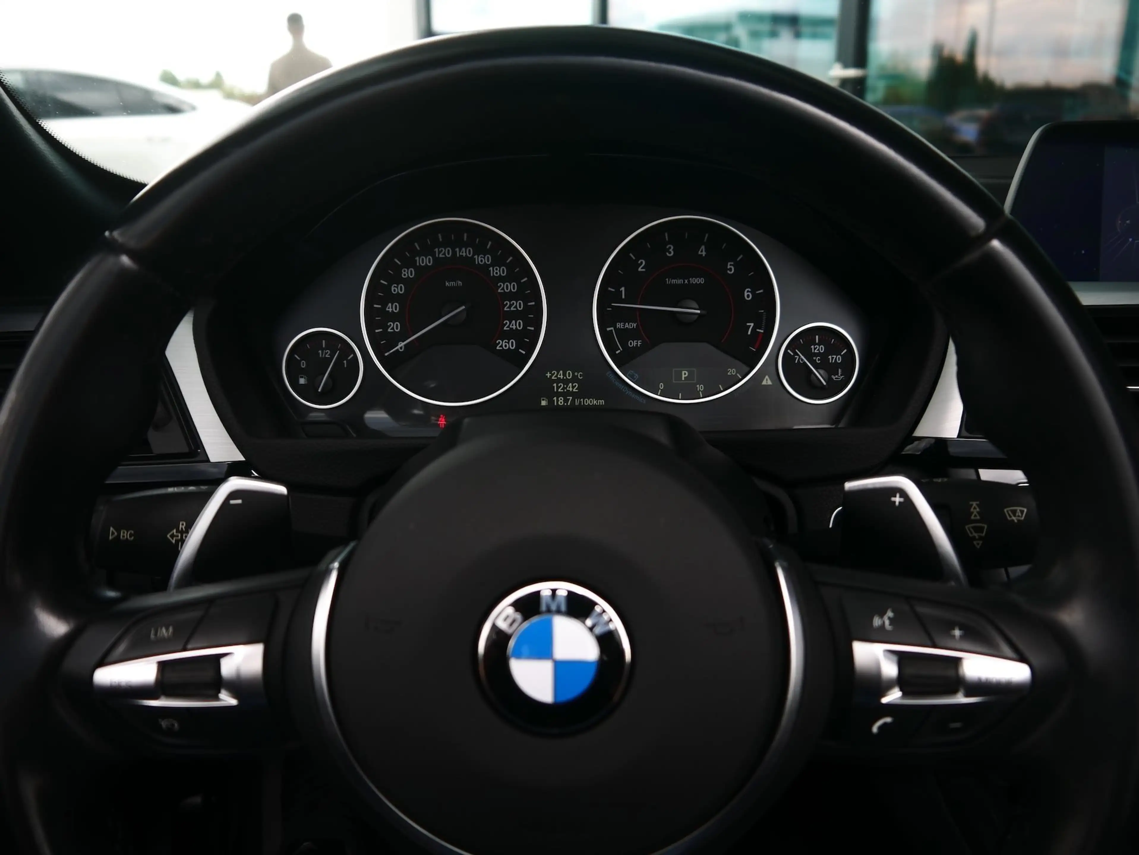BMW 435 Cabrio Aut. M-Sport *Nackenheizung & Keyless GO* — photo 12