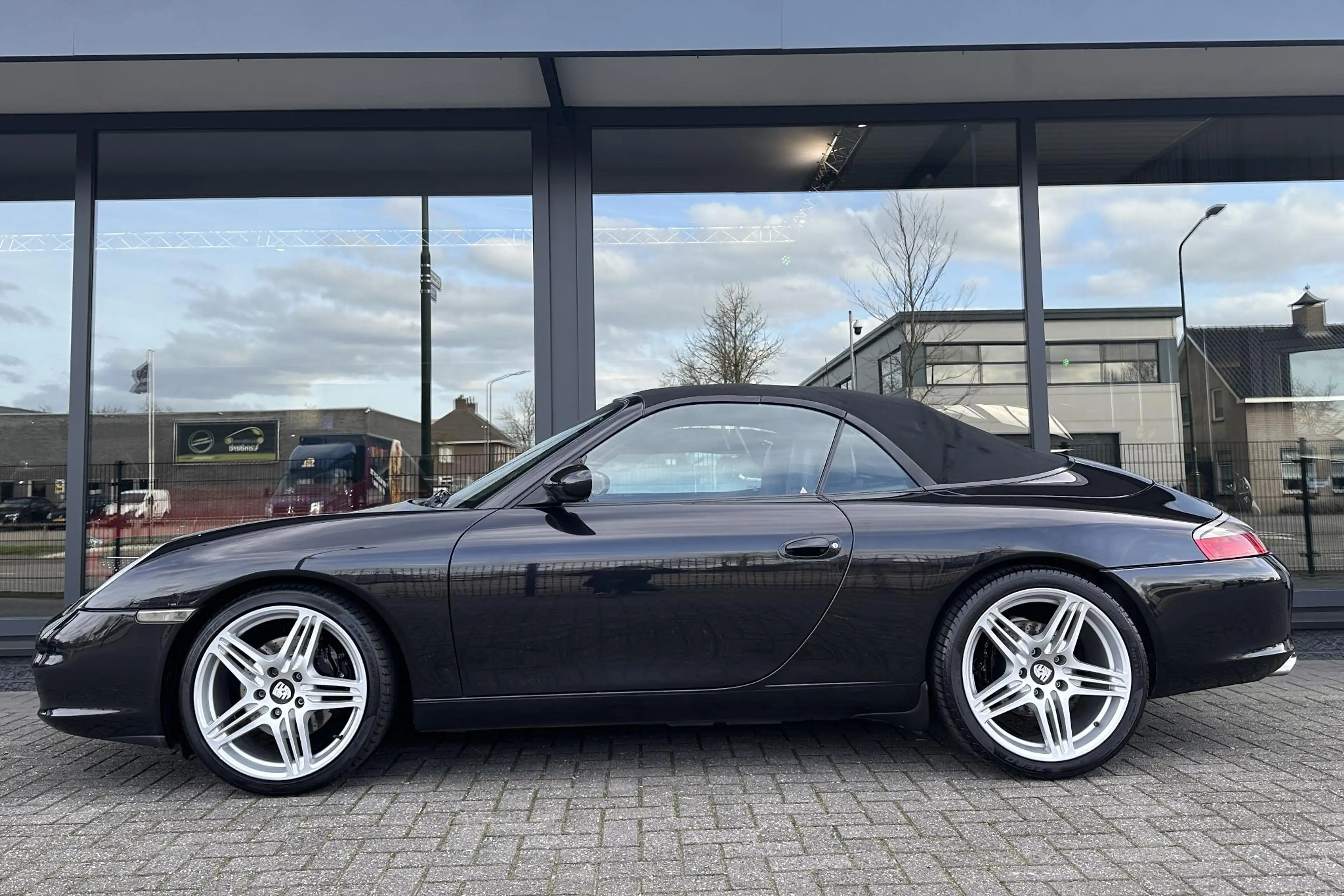 Porsche 996 Cabrio 3.6 Carrera 996.2 Nederlandse auto / Hardto — photo 13