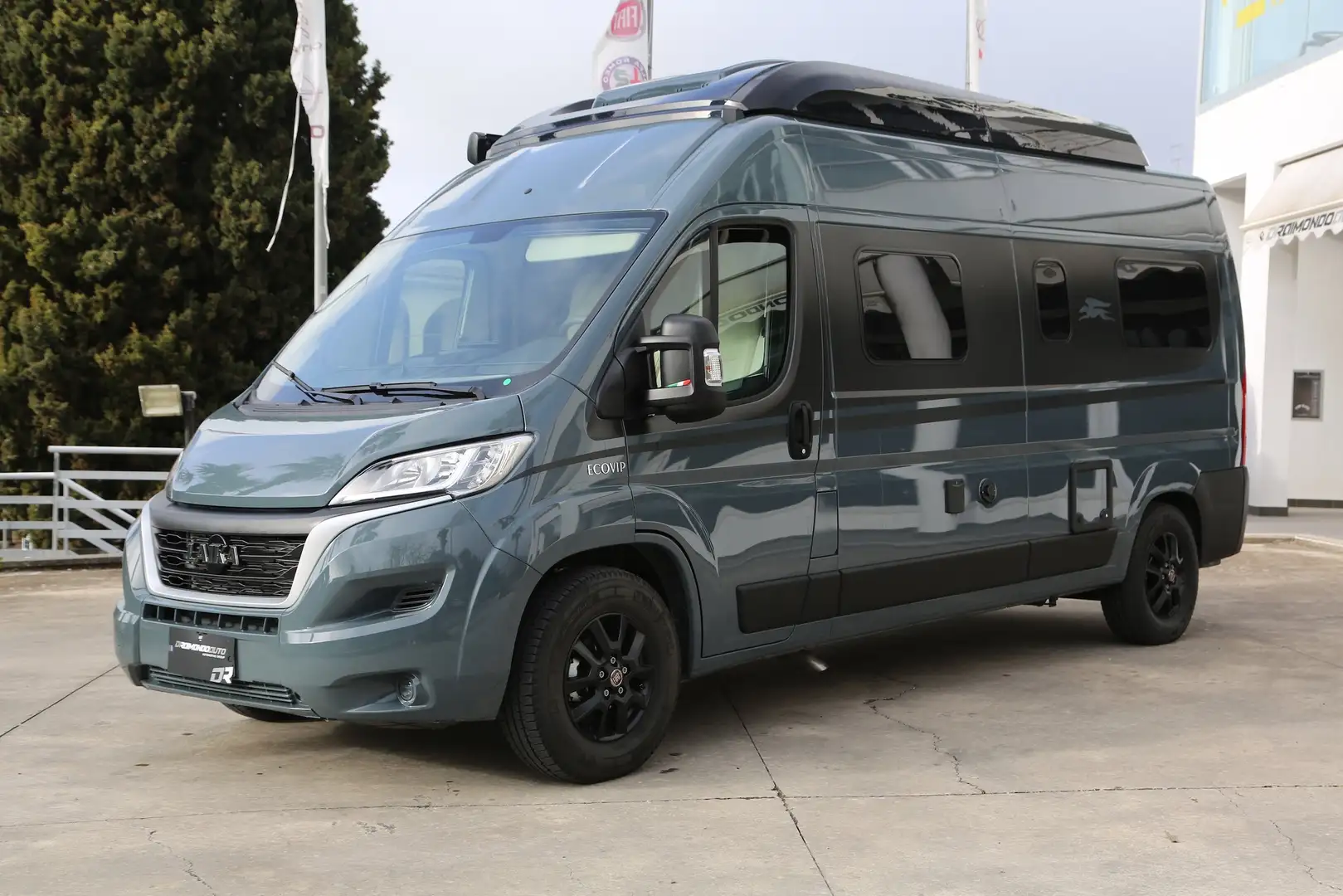 Laika Ecovip 600 con soffietto_KM0_Pack Chassis Comfort Grau - 1