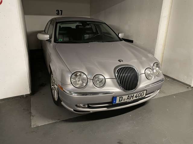 Imagine Jaguar S-Type S-Type 4.0 V8 Executive